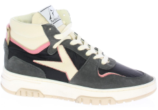 Stepone Middle Woman 646