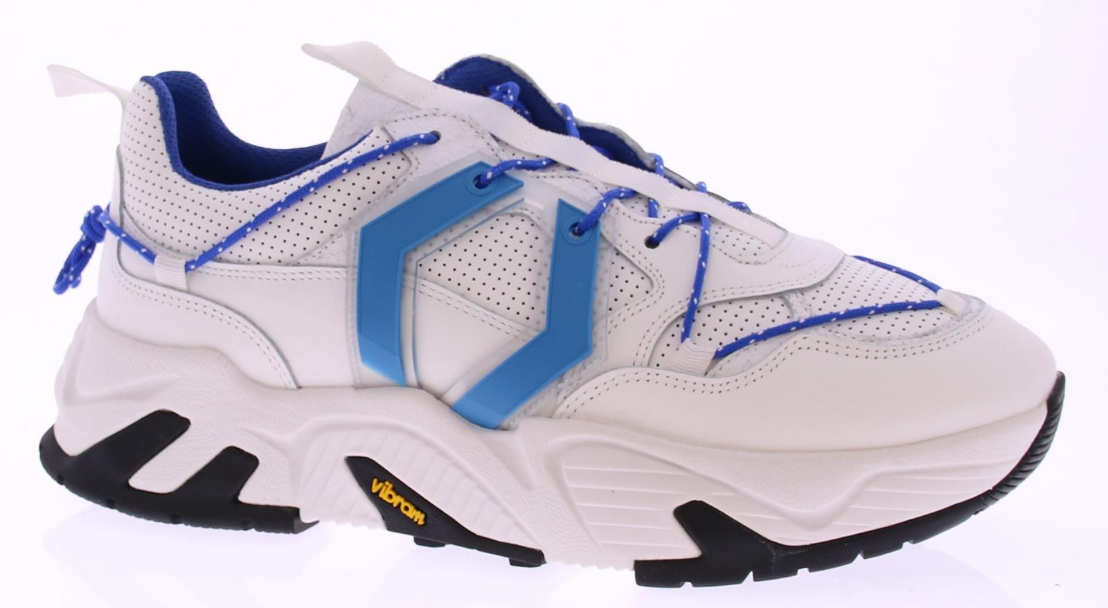 Mikakus New Boom Marine