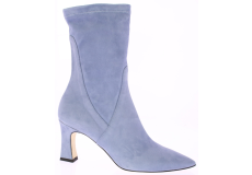 Lilian Li12325 01 17