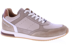 Ambitious 13425b 111009am