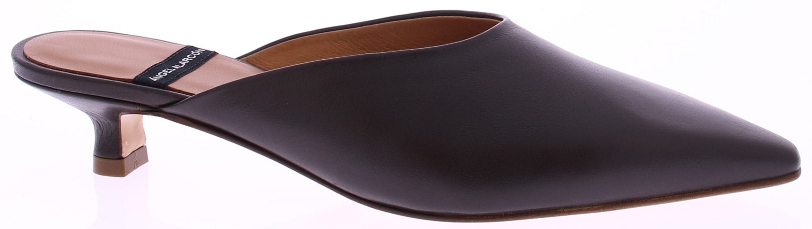 Angel Alarcon 26015 Ninfa