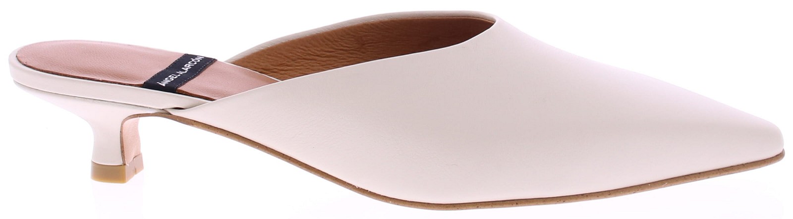 Angel Alarcon 26015 Ninfa